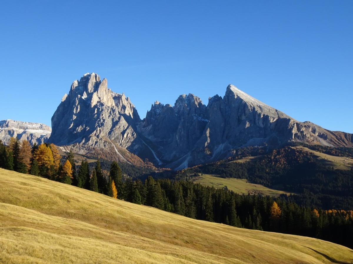 Appartamento Dolomiti Wolkenstein in Gröden Exterior foto