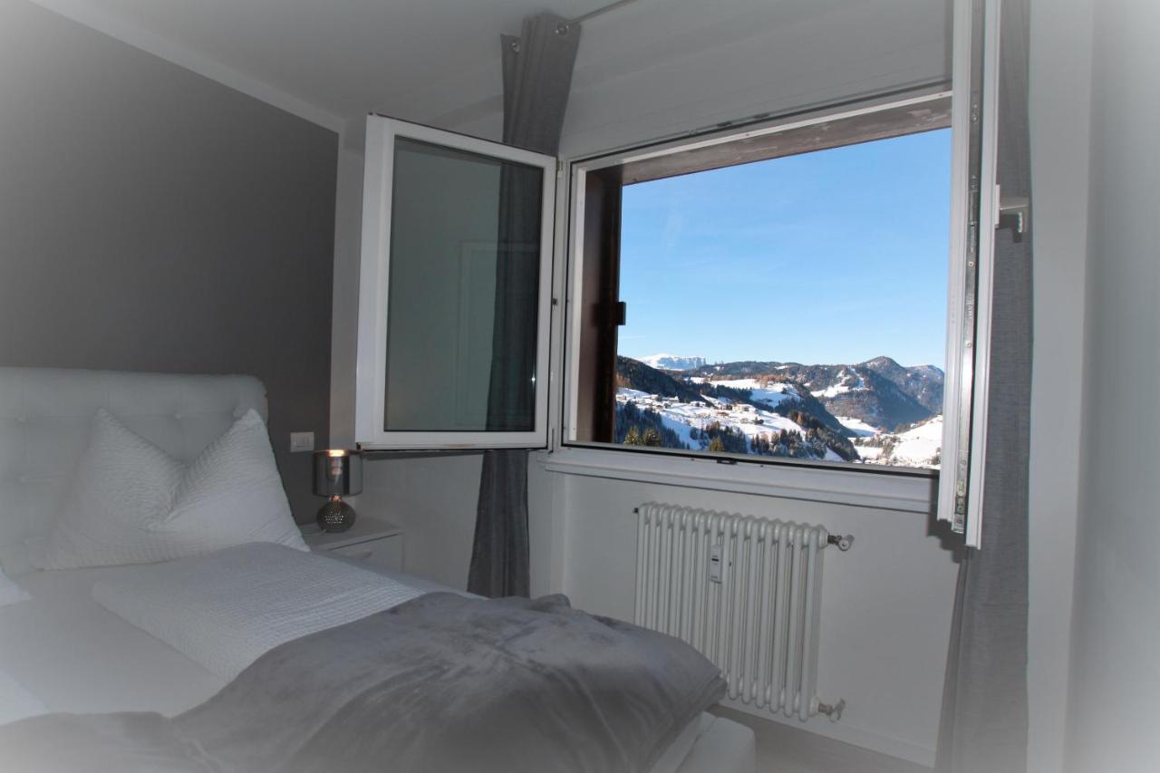 Appartamento Dolomiti Wolkenstein in Gröden Exterior foto